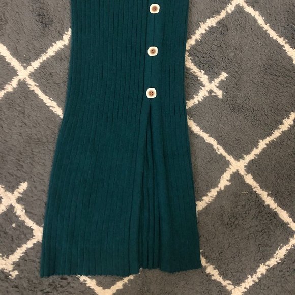 Green Knit Maxi Skirt - Picture 3 of 3